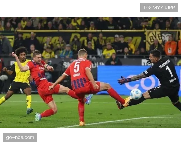 多特vs斯图加特补时阶段:阿德耶米布兰特两分钟内连入两球